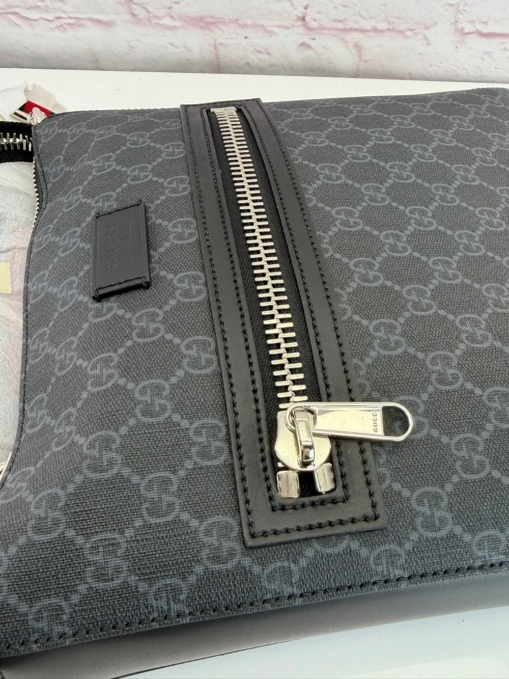 GUCCI Black GG Supreme Coated Canvas Flat Messenger Bag